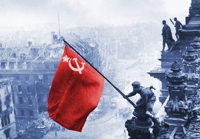 Знамя Победы над рейхстагом