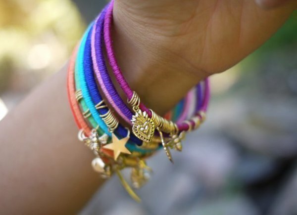 плетенный браслет