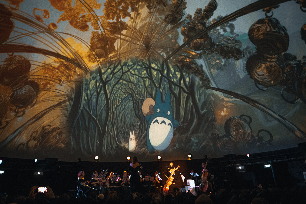 оркестр аниме концерт. мультимедийный концерт миядзаки. мультимедийный концерт миядзаки. мультимедийный концерт в zoodepo. Red event.