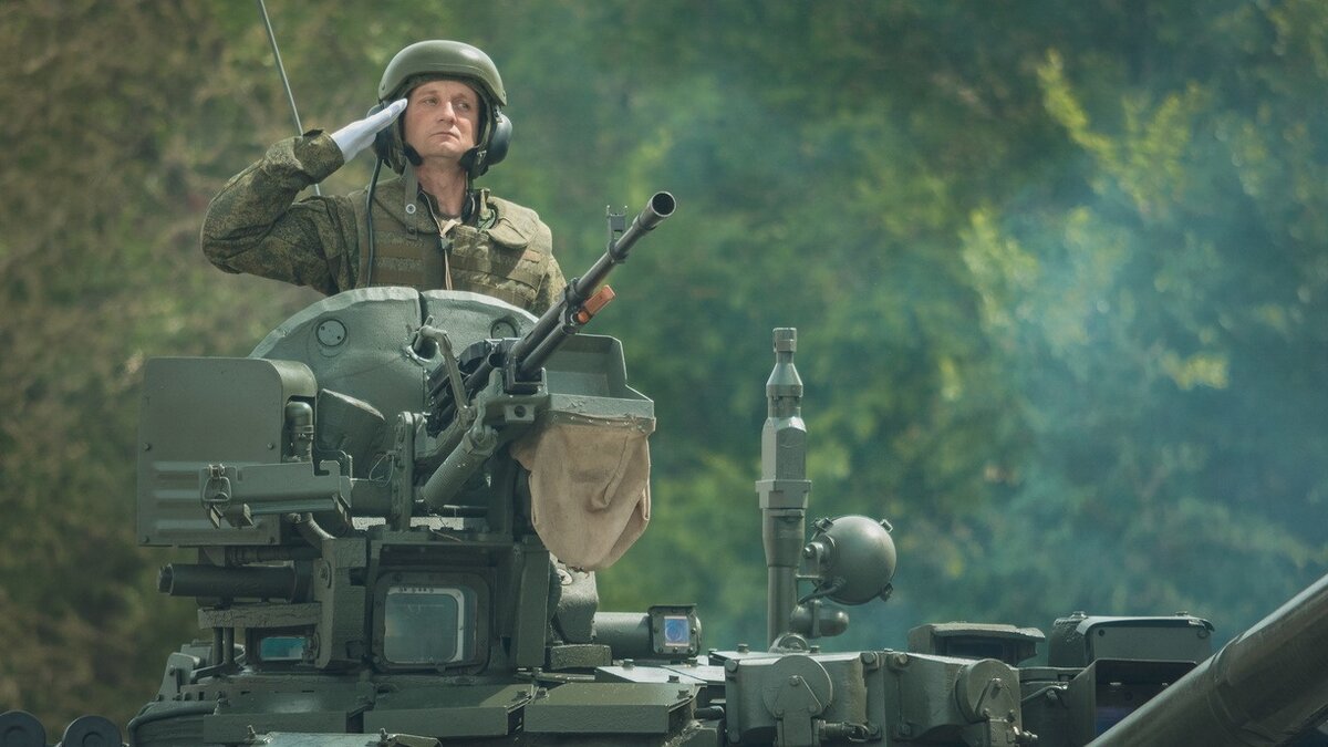     В России повысили предельный возраст нахождения в воинском запасе. Рассказываем подробности.