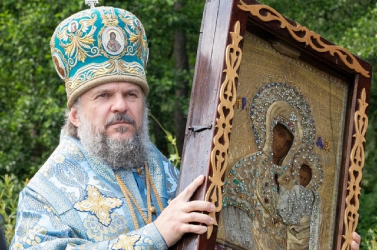    В Троицкий храм Тверской области вернули украденную икону Божией Матери