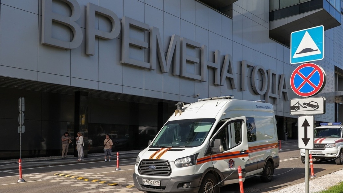    По делу о гибели четырех людей в московском ТЦ «Времена года» задержали главного инженера