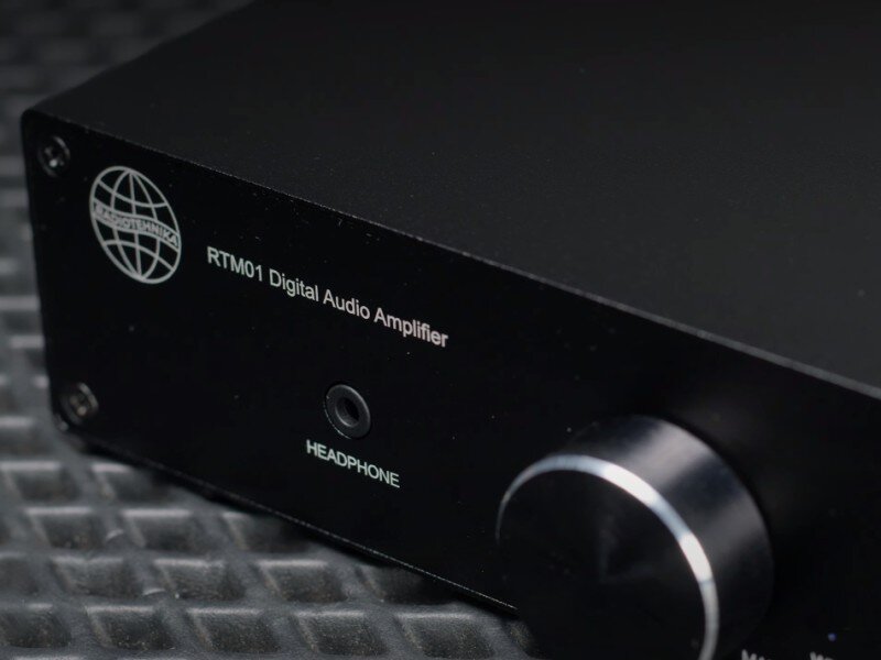    Radiotehnika RTM01: домашний усилитель с Wi-Fi и встроенным интернет-радио