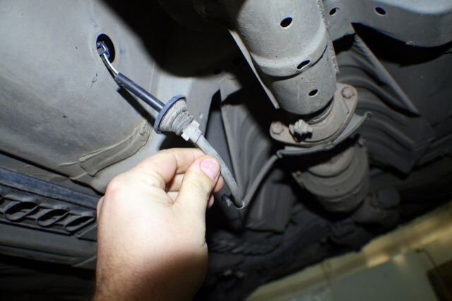 Поврежденный лямбда-зонд приводит к большему расходу бензина и к увеличению вредных выбросов СО2 из выхлопной трубы