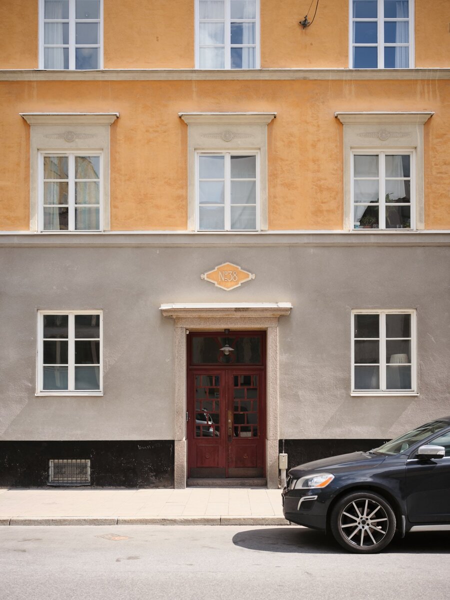 В доме всего 22 квартиры, на первом этаже есть общая прачечная для жильцов (частое явление в скандинавских домах)