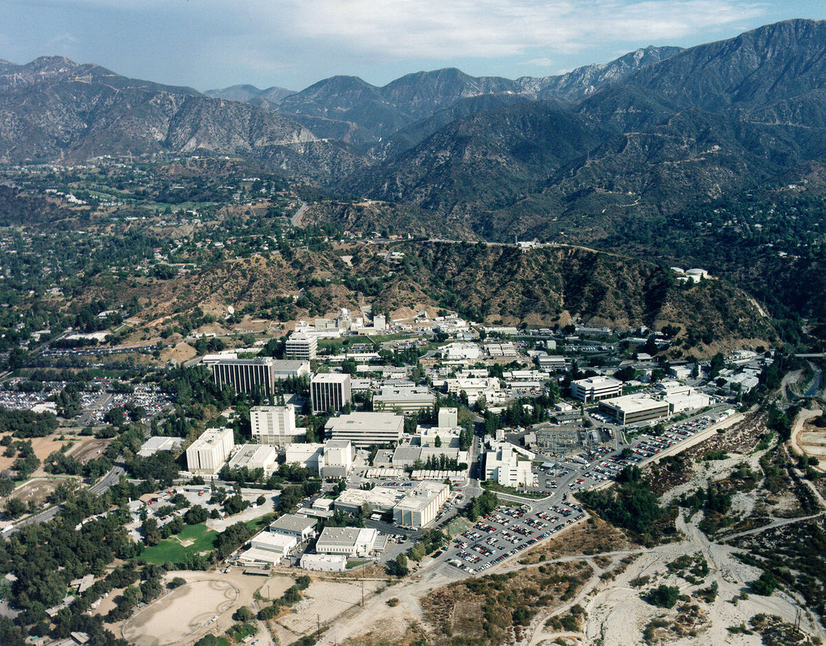 Экологические испытательные центры JPL (Фото Википедия) 