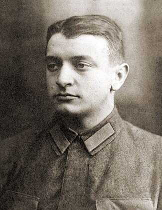 Командарм М. Тухачевский в 1920 году