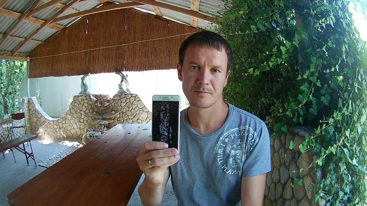 Как реанимировать телефон, если он утонул - полезный лайфхак рыбакам ...