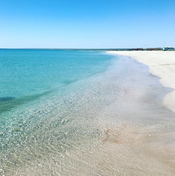 Крымские Мальдивы, село Оленевка