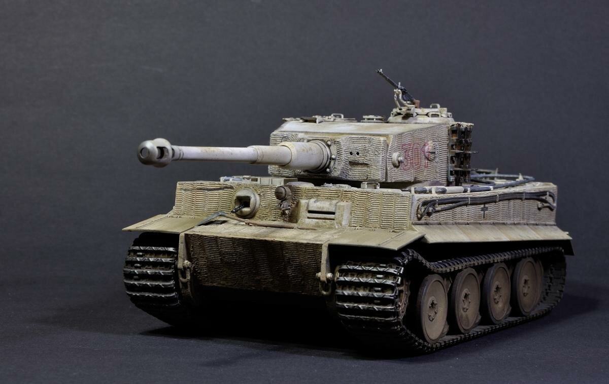 Танк тигр 1943 года. Немецкий танк т-6 тигр. Танк тигр 6. Т6 танк вермахта. Танк тигр 231.