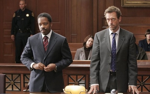 "Доктор Хаус", сезон 3, эпизод 11, "Встать, суд идёт!"