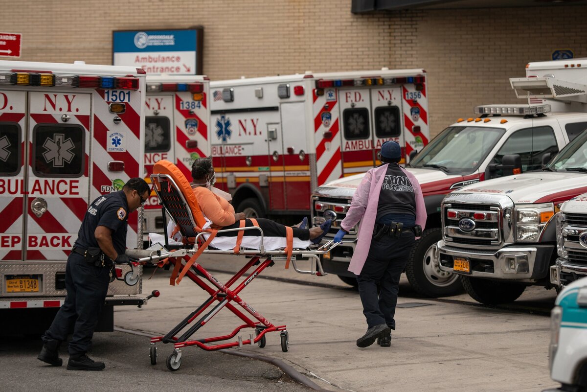 Медицинский центр Брукдейл в пятницу