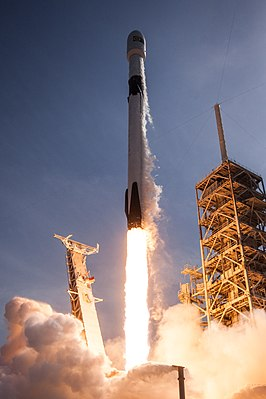 https://upload.wikimedia.org/wikipedia/commons/thumb/e/eb/Bangabandhu_Satellite-1_Mission_%2842025499722%29.jpg/266px-Bangabandhu_Satellite-1_Mission_%2842025499722%29.jpg