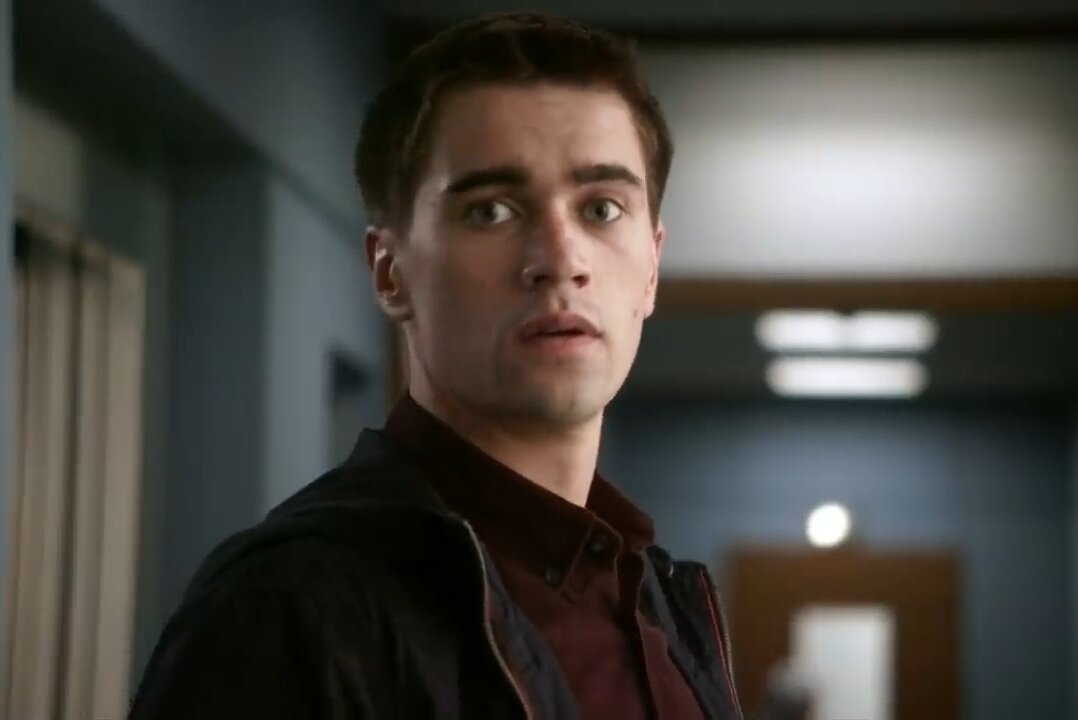 Кадр из сериала "Балабол"