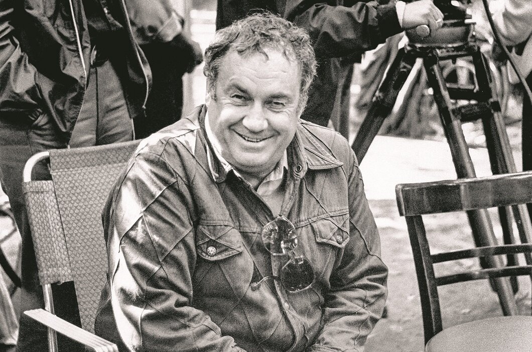 Источник: https://story.ru/istorii-znamenitostej/muzhchina-zhenshchina/po-semeynym-obstoyatelstvam/