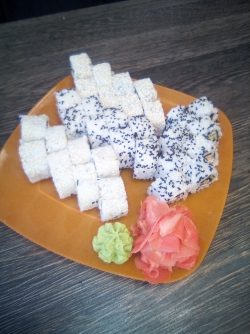 Наши первые роллы