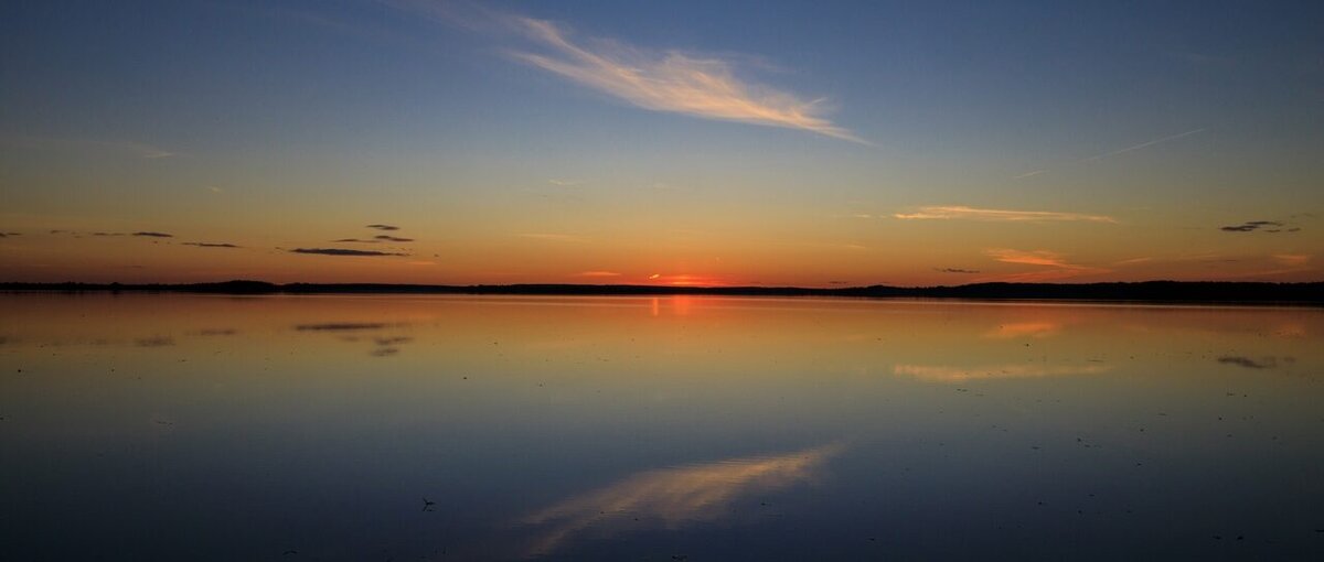 Красивое озеро Нюхти находится на границе Красновишерского и Соликамского районов Пермского края. 
В прошлом озеро было труднодоступным, поскольку находилось среди болот. Но несколько лет назад нефтяники построили к нему хорошие подъезды. Дело в том, что вблизи озера открыли нефтяное месторождение, которое сейчас активно разрабатывается.