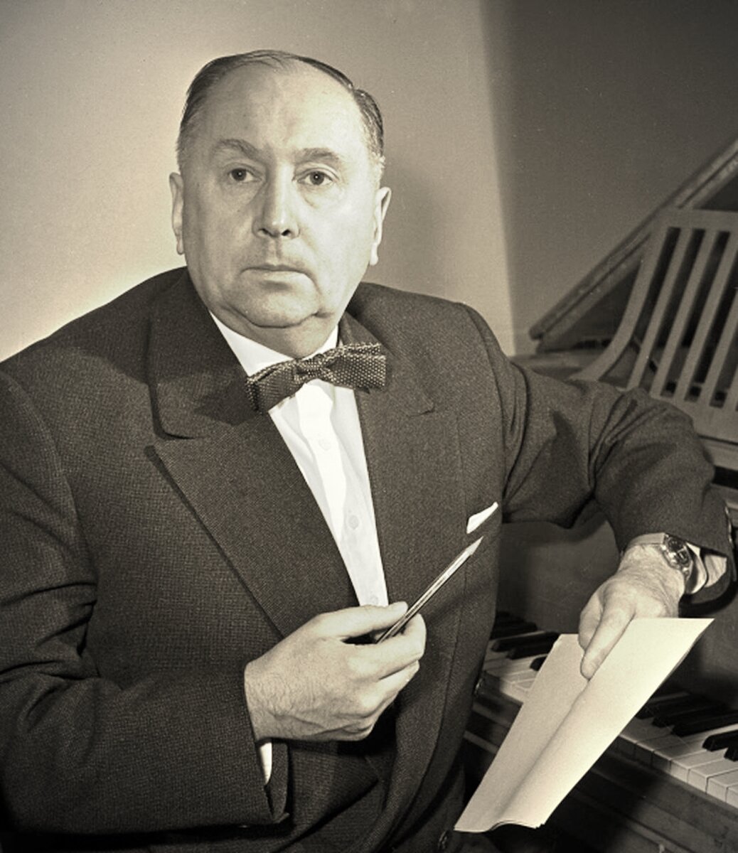 Юрий Милютин