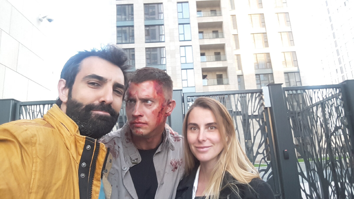 Режиссер Анарио Мамедов с Павлом Прилучным и продюсером Марией Михайловой