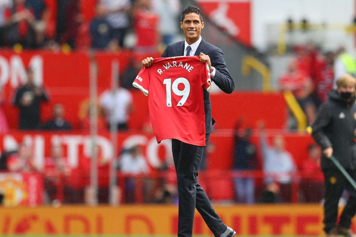 Источник: https://www.goal.com/en/news/varane-completes-move-man-utd-real-madrid/on3e2ccr84g4zy50r03ipcni