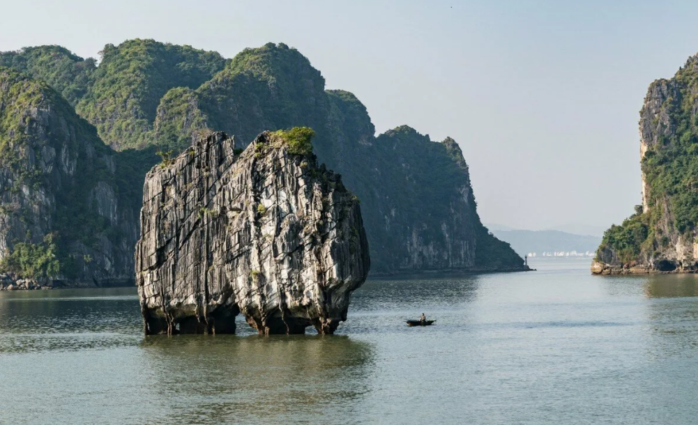 Вьетнам. Бухта Халонг