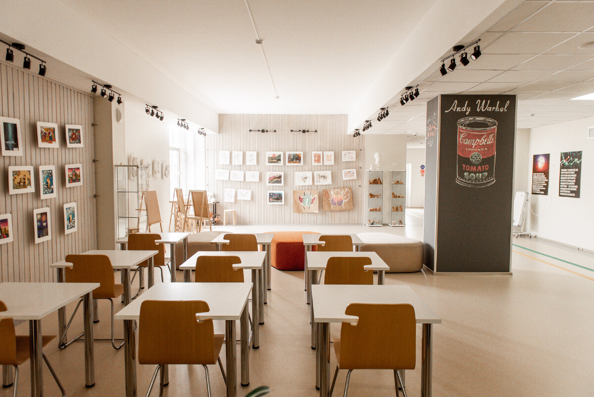 Школа внуково интернешнл. Внуково интернешнл скул. Vnukovo international school. Интернациональная школа внуково. Vis школа внуково.