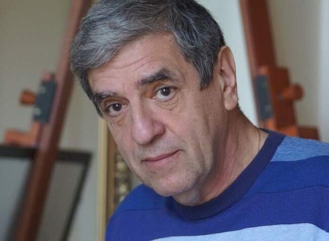 Оператор Михаил Агранович