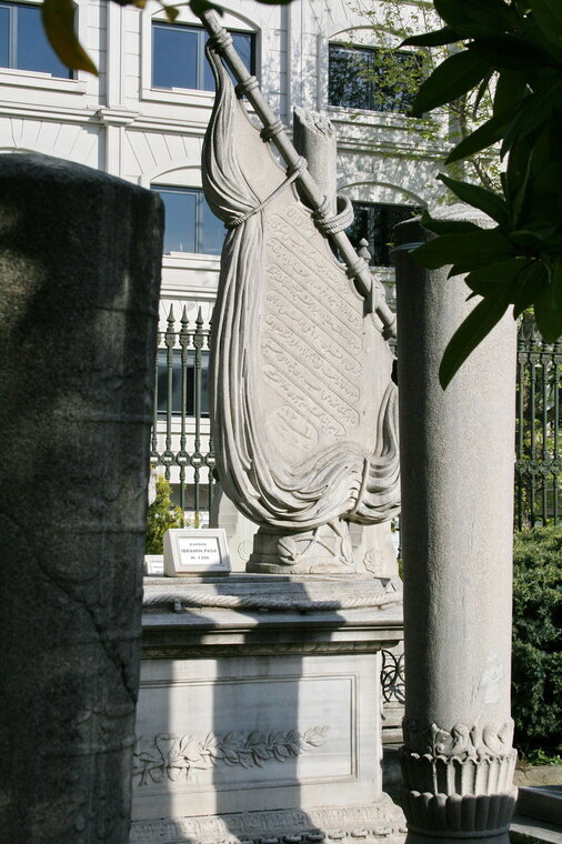 Ahmet Tevfik Paşa Mezarı