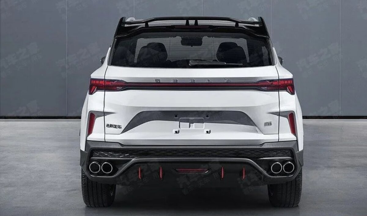 Новый Geely Coolray 2023 сзади