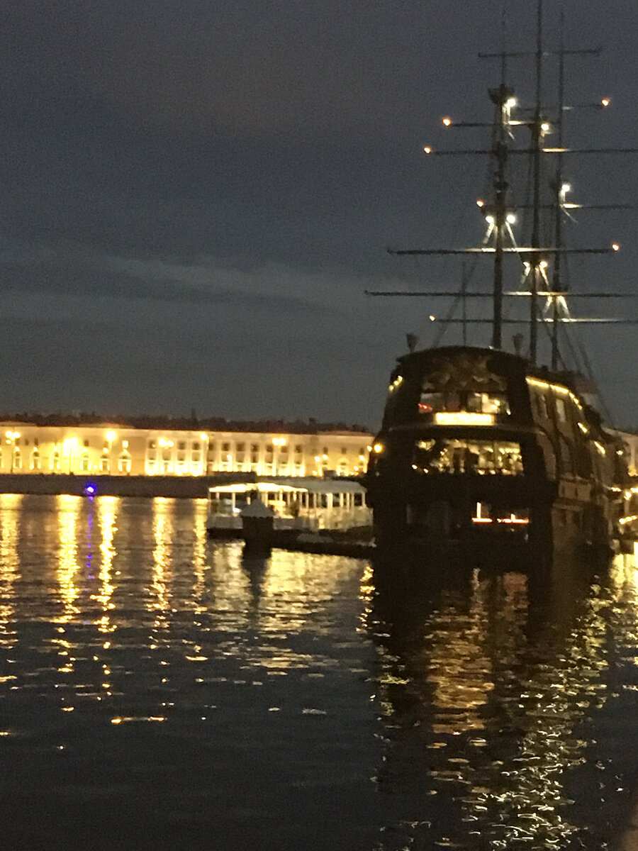 Теплоход разводные мосты