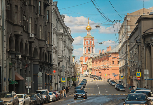 Москва, ул. Петровка, вид на Высоко-Петровский монастырь. (фото из открытых источников)