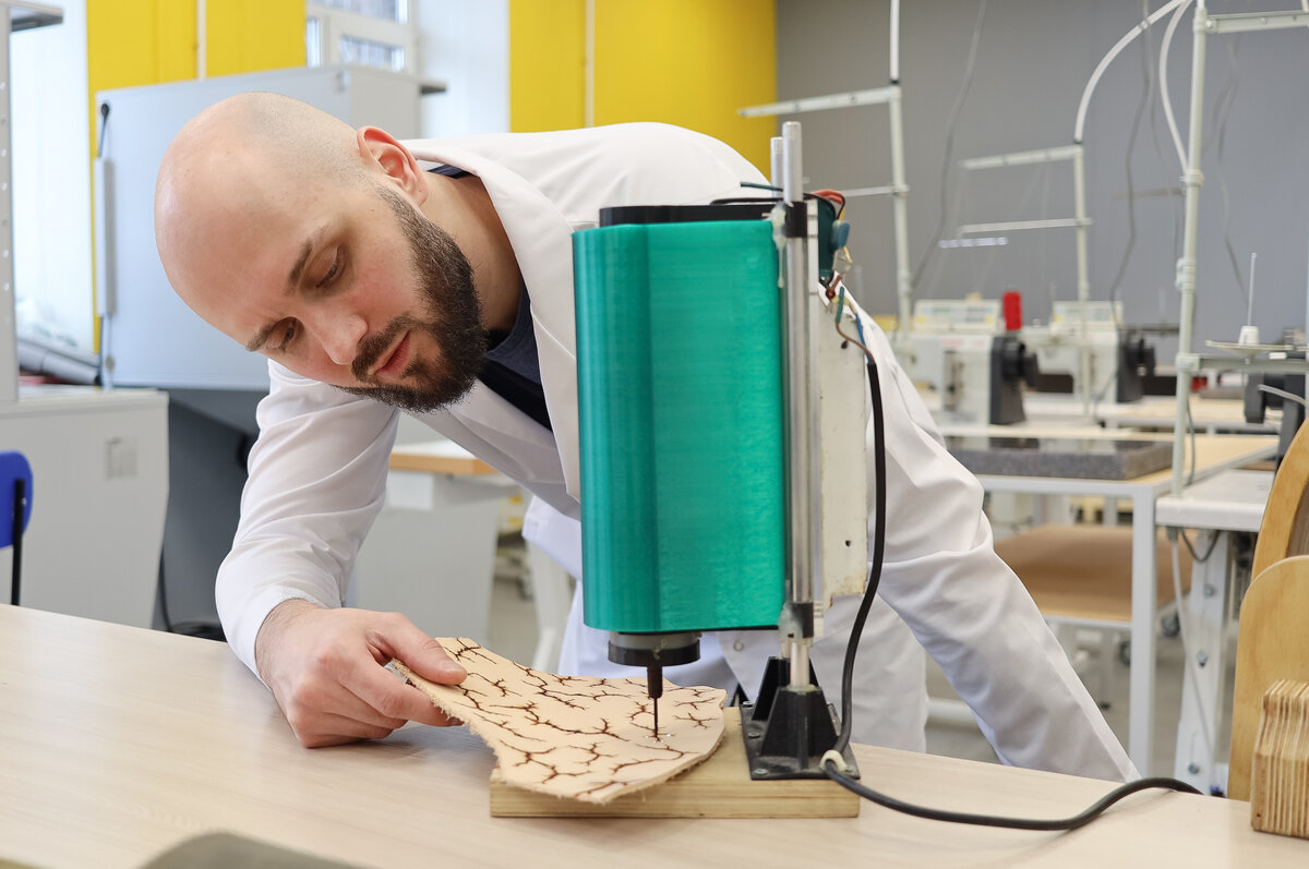 Современные ученые. Учёные. Ученые создают. Современные нанотехнологии. Наноинженерия учёные.