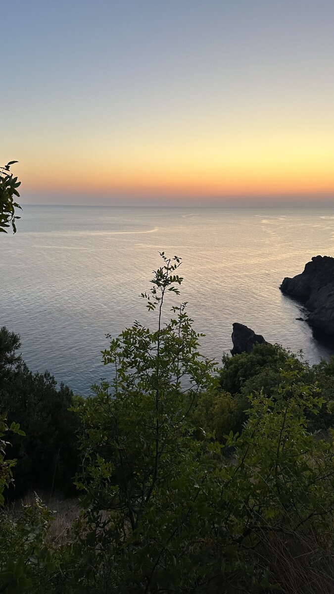 Спуск к Царскому пляжу, Севастополь. Фото из личного архива.