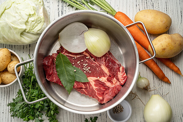 Разгар лета — лучшее время, чтобы приготовить суп с говядиной, рецепт которого я хочу вам предложить. На пример, традиционный башкирский суп улюш из свежих овощей.-3