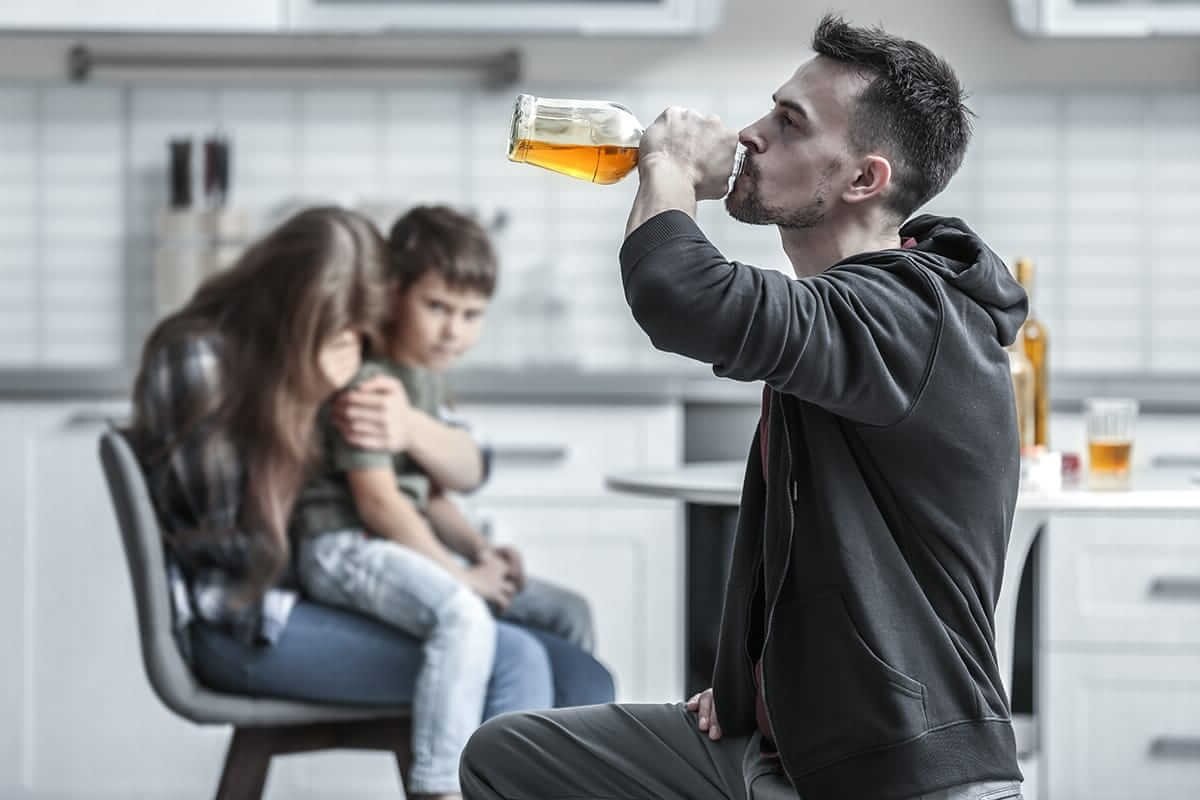 Косяки и там, и там