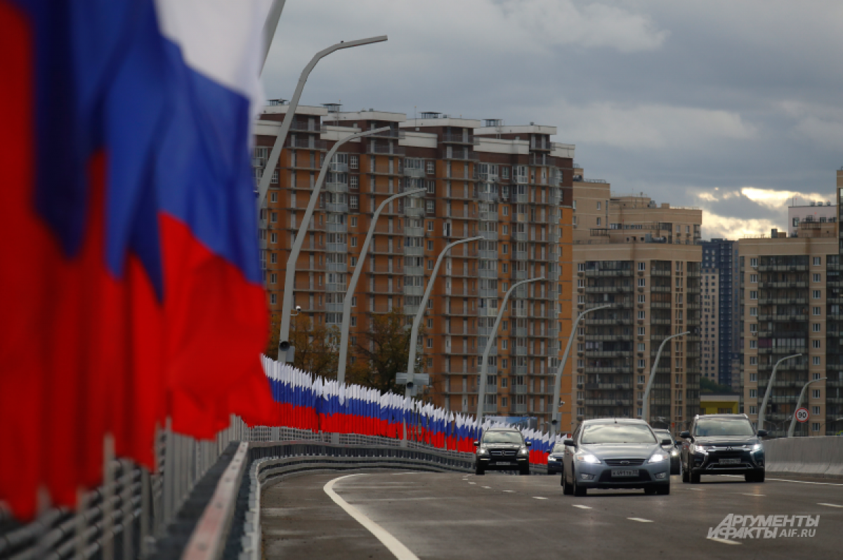    Путин: Петербург с Владивостоком свяжет единый транспортный коридор