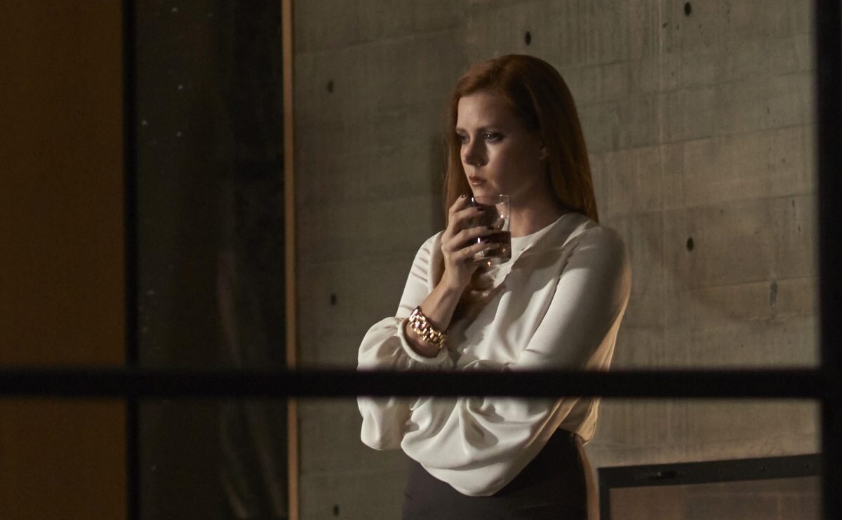 Э. Адамс в роли Сьюзен