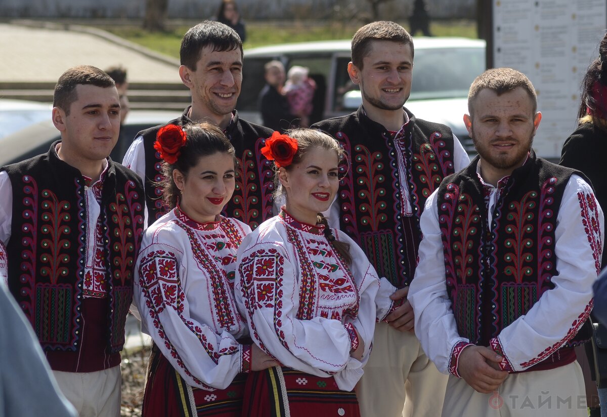 Болгарский национальный костюм мужской