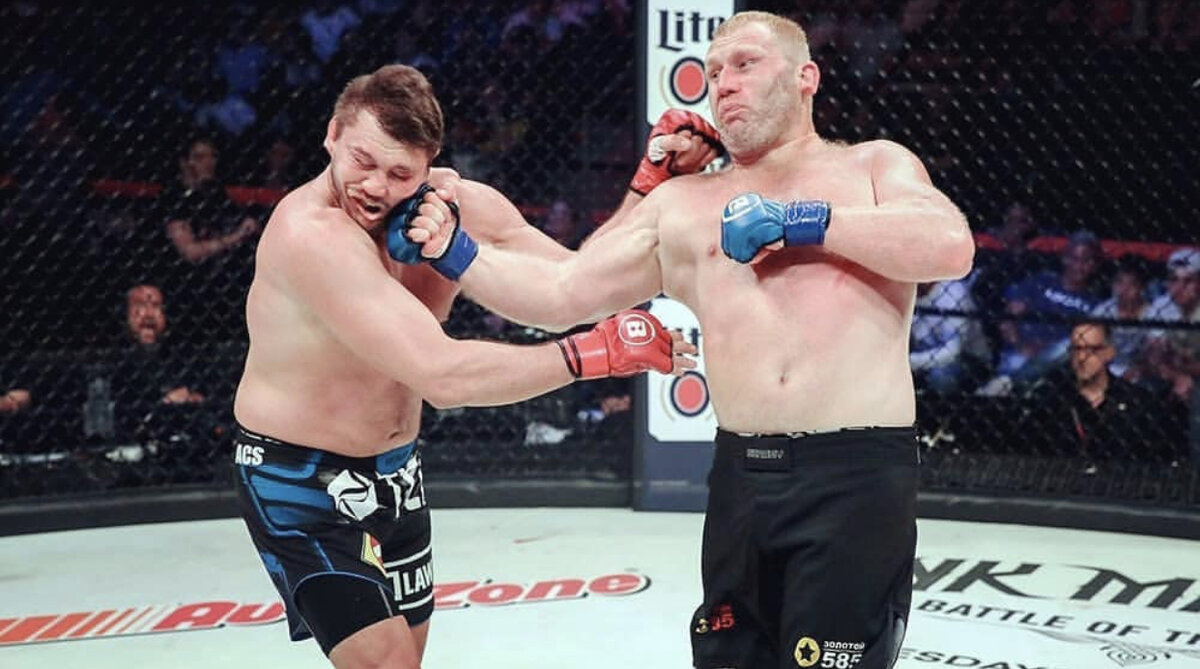 Харитонов нокаутирует Митриона 