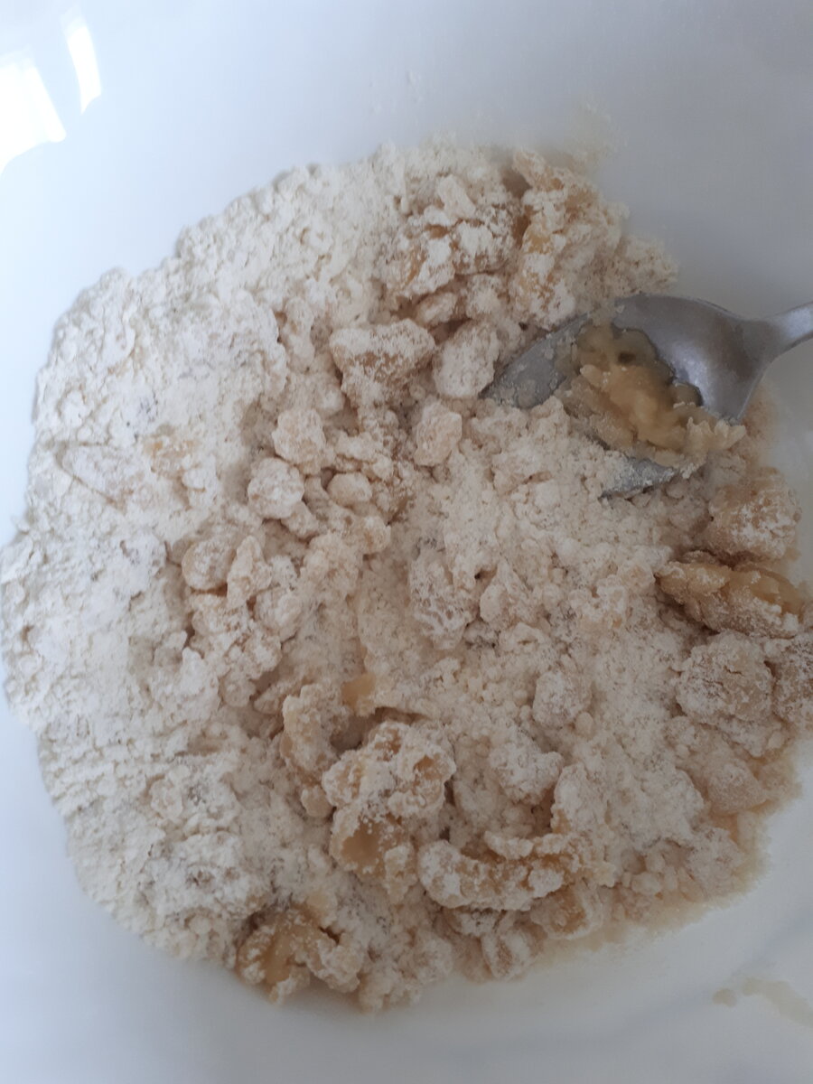 сухие ингредиенты с маслом