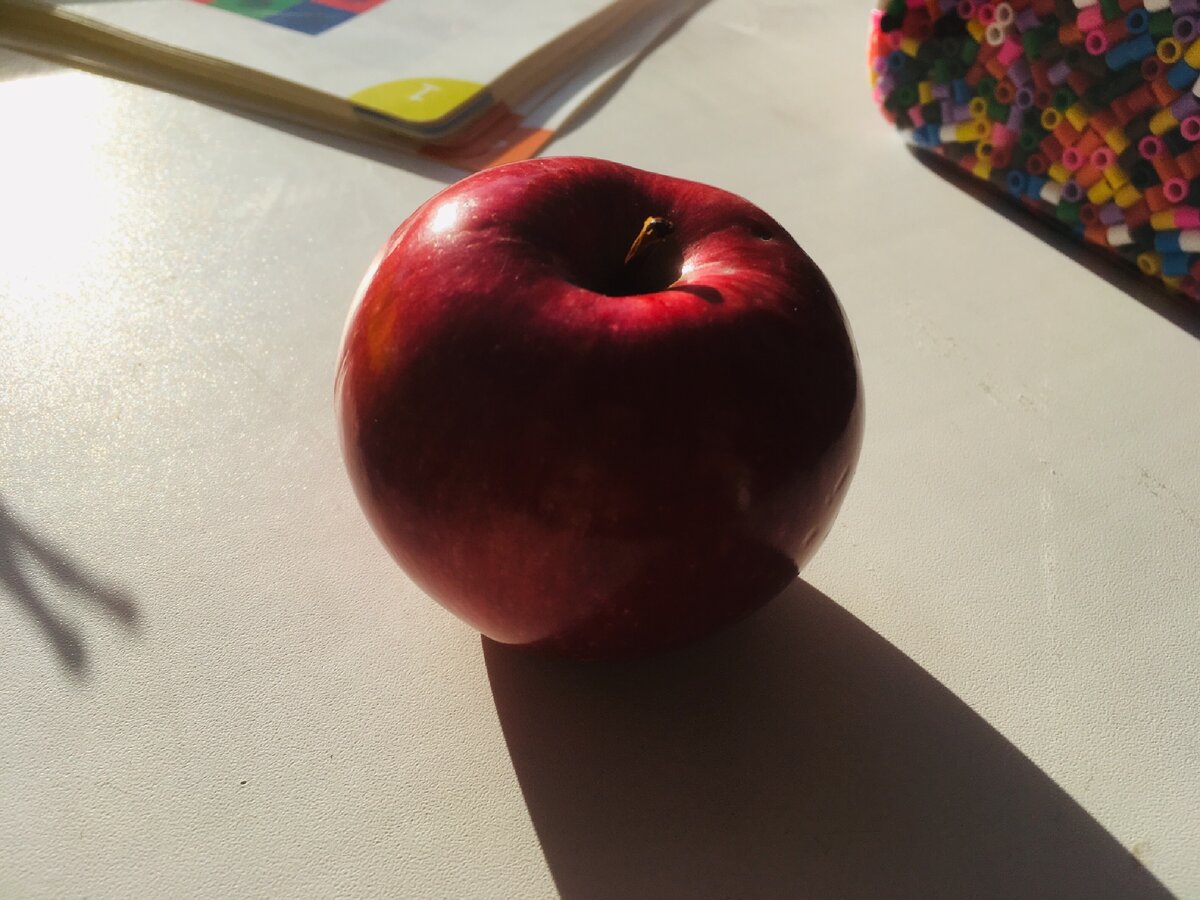 Третья статья и третье яблоко