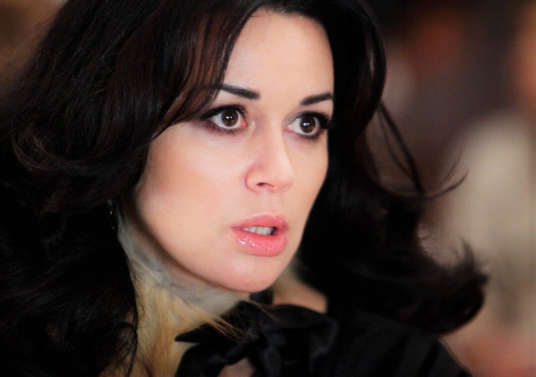 Анастасия Заворотнюк