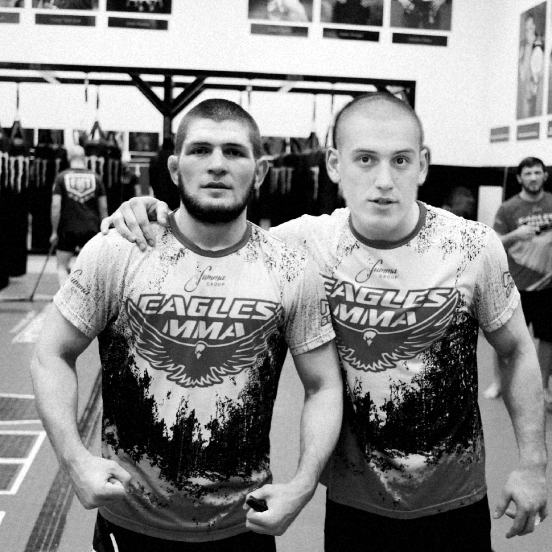 Хабиб Нурмагомедов и Дмитрий Сосновский фото из сети. Фотошоп.