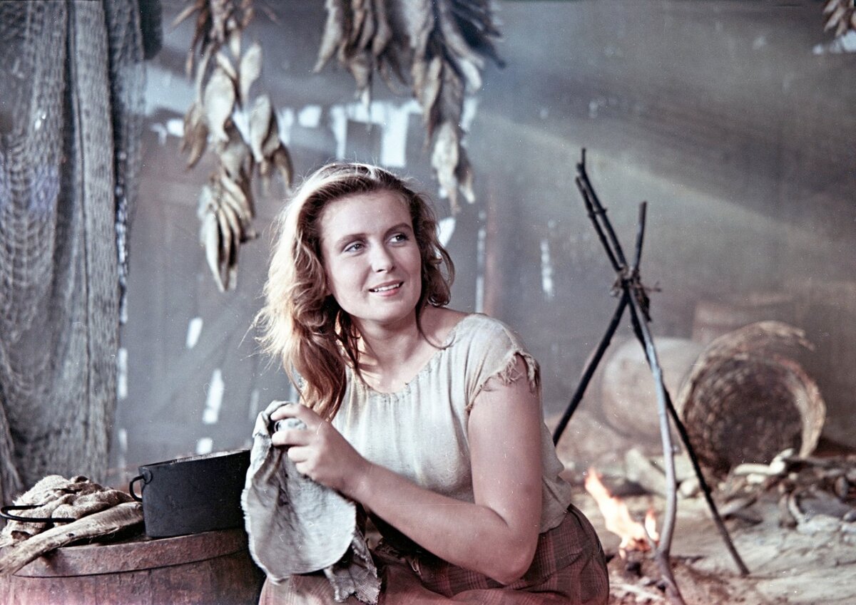 Изольда Извицкая (кадр из фильма "Сорок первый"