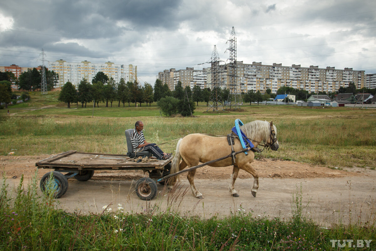 Деревни минска. Бедность в сельской местности. Нищета в Белоруссии. Минск бедные районы. Бедность в Беларуси.