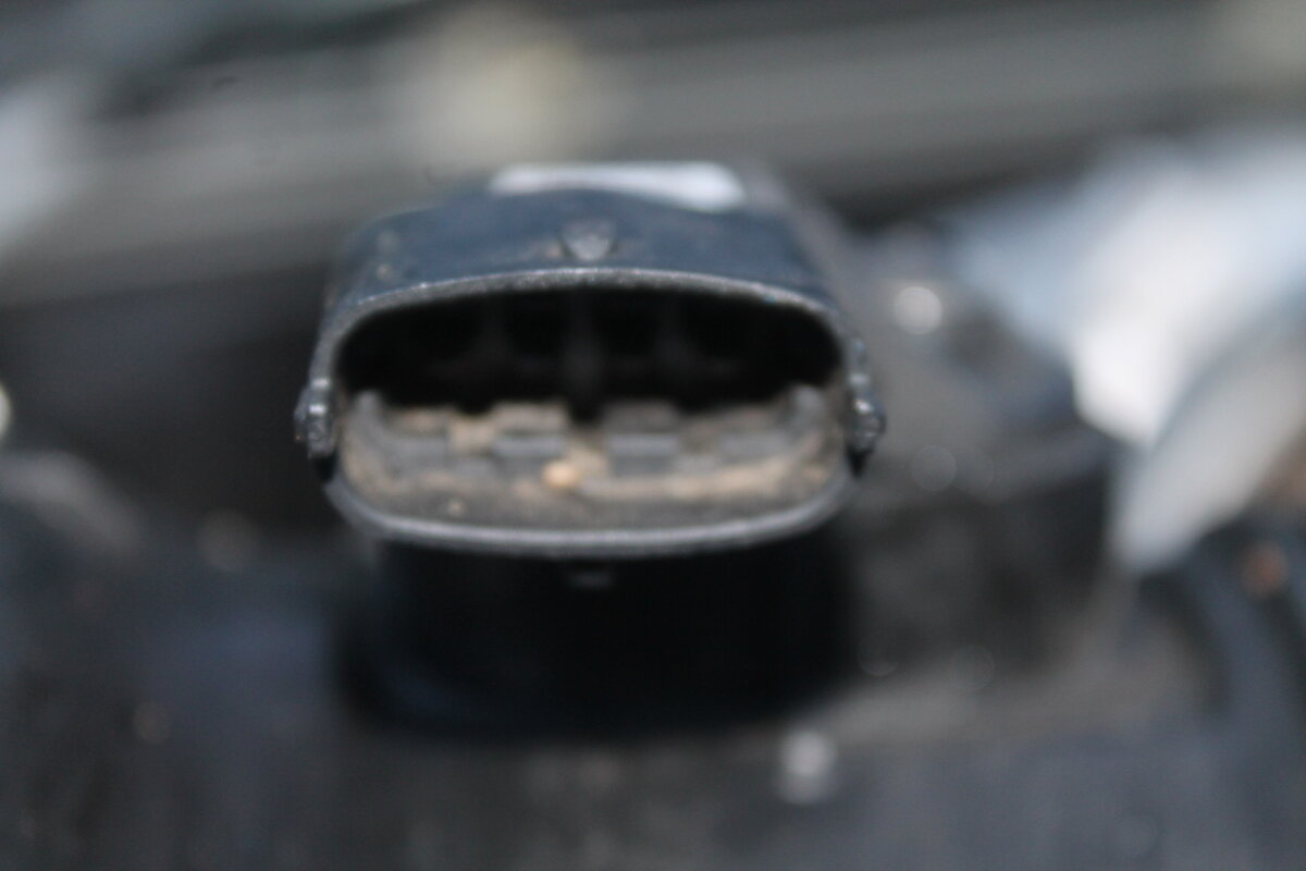 Датчик абсолютного давления SMW251928 Delphi 28234360 41461 SNG TMAP синий Vont 5V MAT GND Great Wall Hover H3 New 4G63 2.0T 150 л.с. Mitsubishi 2014-2015 г