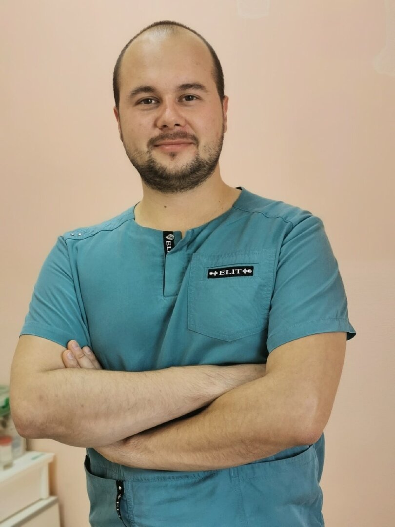 Хирург, флеболог Исхаков Роберт Илдарович