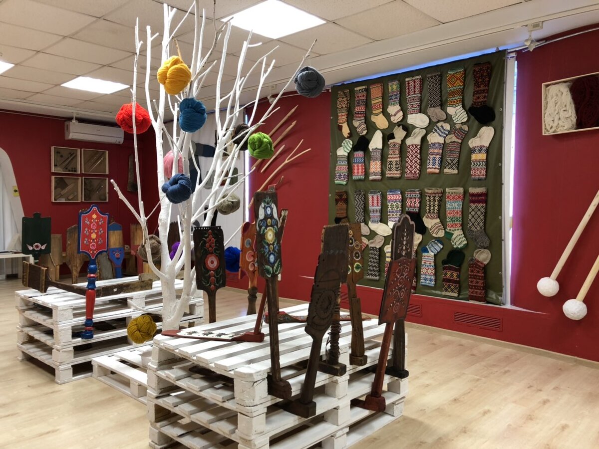 Фрагмент экспозиции художественного проекта "Нить. Символ. Человек"