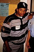 Основная статья: Золотая эра хип-хопаEazy-E — один из популяризаторов гангста-рэпа.