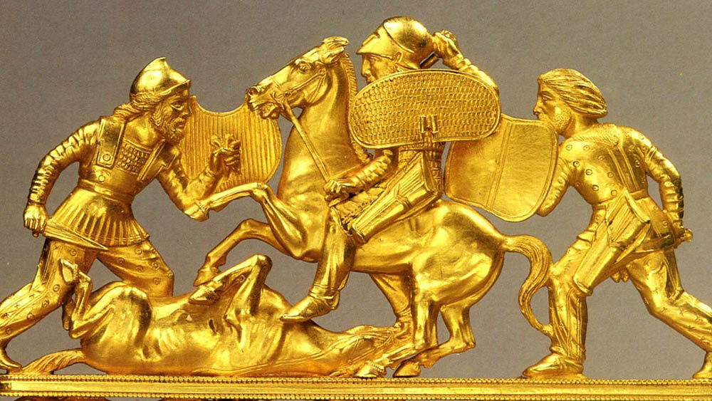 Одна из находок в кургане Куль-Оба